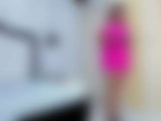 Live cam show with lady-30 - Bikini on Livezox