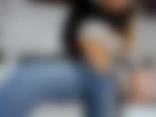 lady-30 MILF webcam performer live streaming