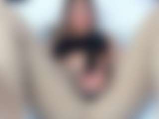 lady-30's Live Sex Cam Show