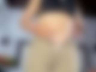 Live cam show with lady-30 - Striptease MILF on Soda Cam