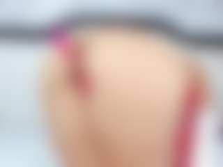 Live cam show with lady-30 - Gamer Mature on xheatlive.com