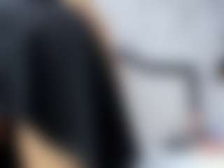 lady-30 MILF webcam performer live streaming