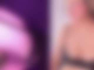 lady-30's Live Sex Cam Show