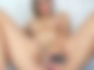 lady-30's Live Sex Cam Show