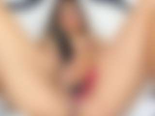 Live cam show with lady-30 - Petite on CamSodaAdn