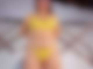 Live cam show with lady-30 - Blonde Hair on Camsoda