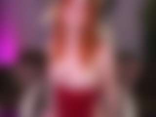 Live cam show with MagicLilu - Blue Eyes on xxxlivecams.org
