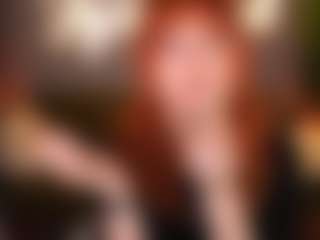 Live cam show with MagicLilu - Red Hair on makecum.org
