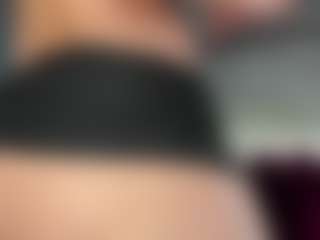 Miia Kay 🌸's Live Sex Cam Show