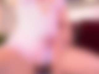 Miia Kay 🌸's Live Sex Cam Show