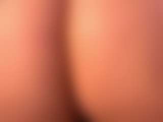 Live cam show with Miia Kay 🌸 - BBW Teen (18+) on Soda Cam