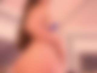 Live cam show with Miia Kay 🌸 - Curvy Small Tits on friskycurves.com