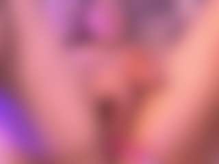 Miia Kay 🌸's Live Sex Cam Show