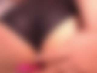 Miia Kay 🌸's Live Sex Cam Show