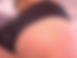 Miia Kay 🌸's Live Sex Cam Show