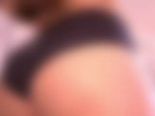 Miia Kay 🌸's Live Sex Cam Show