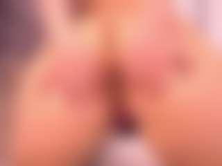Miia Kay 🌸's Live Sex Cam Show