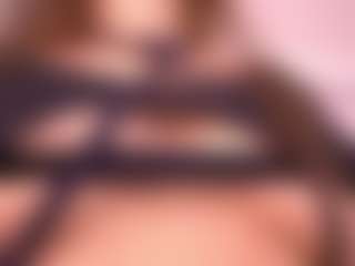 Miia Kay 🌸's Live Sex Cam Show