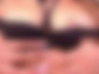 Miia Kay 🌸's Live Sex Cam Show