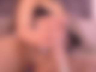 Miia Kay 🌸's Live Sex Cam Show
