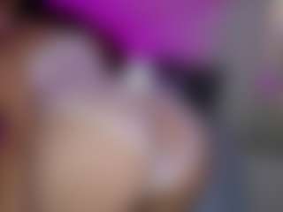Andromedaaaaa's Live Sex Cam Show