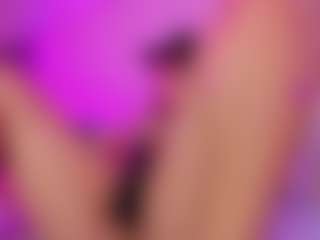 Andromedaaaaa's Live Sex Cam Show