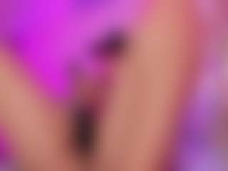 Andromedaaaaa's Live Sex Cam Show