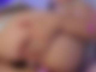 Andromedaaaaa's Live Sex Cam Show