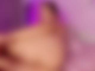 Andromedaaaaa's Live Sex Cam Show