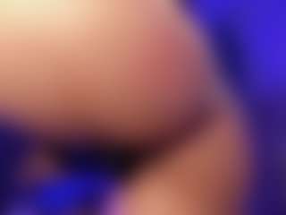 Andromedaaaaa's Live Sex Cam Show