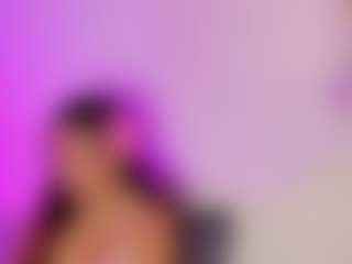 Andromedaaaaa's Live Sex Cam Show