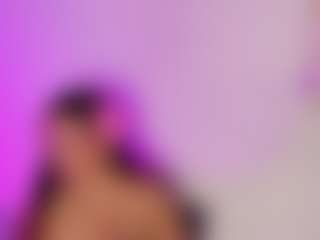 Andromedaaaaa's Live Sex Cam Show