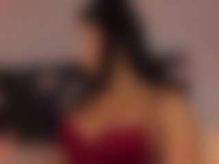 Live cam show with Scarlett-Vegga - Petite Teen (18+) on Fit Hotties