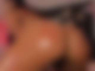 Live cam show with Scarlett-Vegga - Athletic White on Fit Hotties | colombia