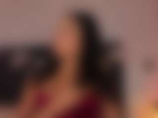 Live cam show with Scarlett-Vegga - Fingers on AdultVida.com