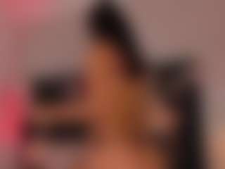 Live cam show with Scarlett-Vegga - Red Hair Shaved Pussy on Hubzter Live