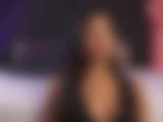Live cam show with Scarlett-Vegga - Moaning on Uber Horny