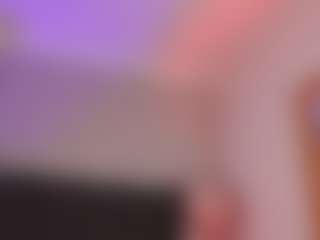 Live cam show with Scarlett-Vegga - Red Hair Young Adult on Stripli.com