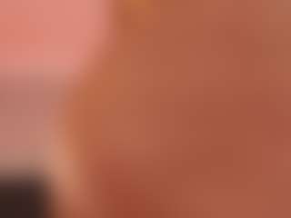 Live cam show with Scarlett-Vegga - Average on SpunkLive