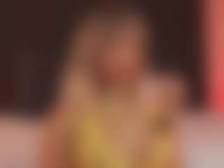 Live cam show with Scarlett-Vegga - Red Hair Shaved Pussy on live18s.com