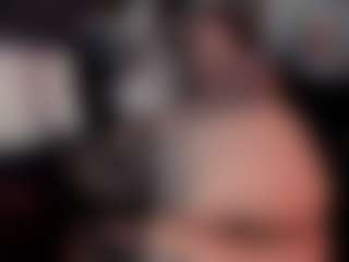 Live cam show with Charlotte-mansson - Flashing on Camsoda