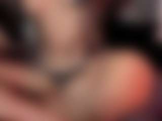 Charlotte-mansson's Live Sex Cam Show