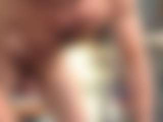 GoonerBatorBBro's Live Sex Cam Show