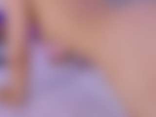 Live cam show with Laura Smith - Dirty on Camsoda Late Night