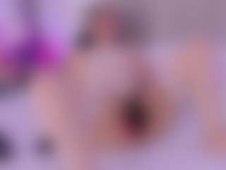 Laura Smith's Live Sex Cam Show