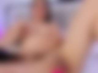 Laura Smith's Live Sex Cam Show