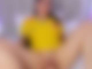 Live cam show with Laura Smith - Brown Hair on Nude Chat * 1 On 1 Webcam Sex * Live Cam Show