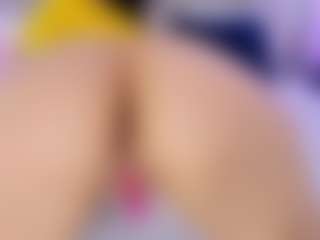 Laura Smith's Live Sex Cam Show