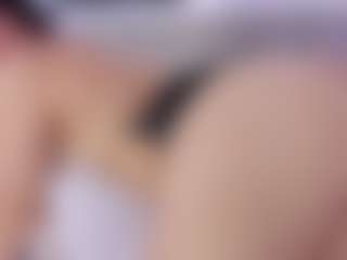 Laura Smith's Live Sex Cam Show