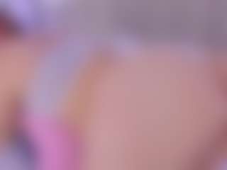 Live cam show with Laura Smith - Flashing on dasdasdadada.com